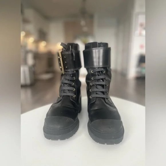 Burberry Scarcroft 50 Buckle-Accented Boots - Picture 4 of 10